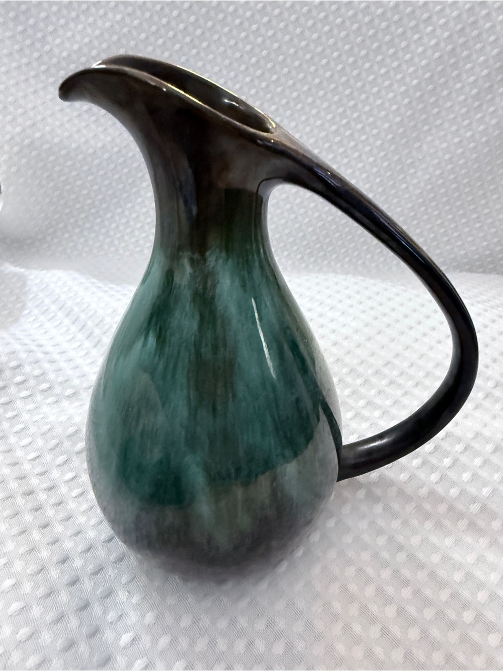 Vintage Blue Mountain Pottery Teardrop Ewer Pitcher Spoutless Bulbous with label
